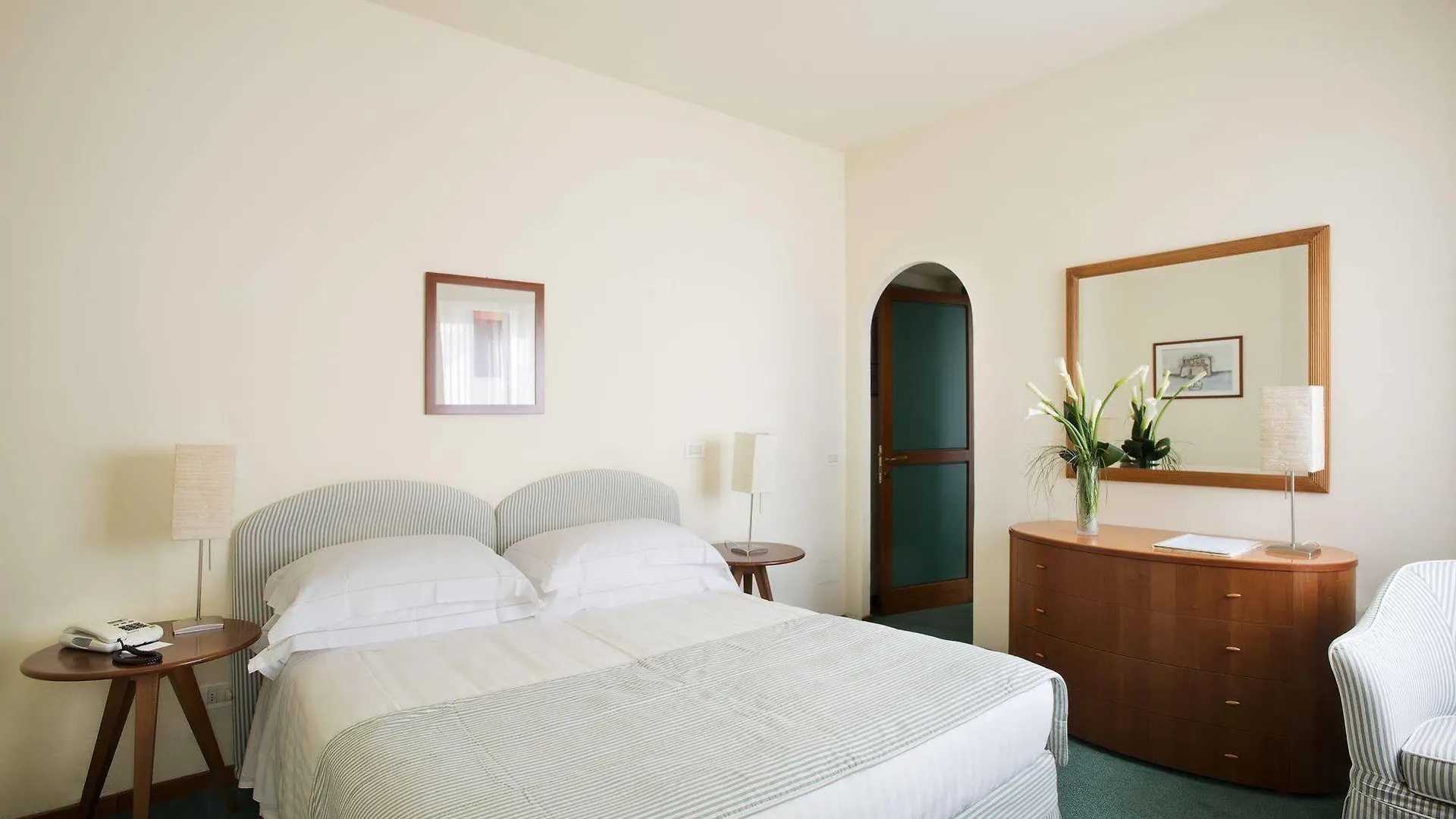 Hotel Hermitage Forte dei Marmi 4*,  Italy