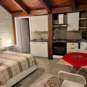 la-casa-di-gio-caltanissetta-93100.sicilyhotelsitaly.net/