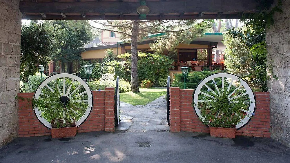 Hotel Hermitage Forte dei Marmi 4*,  Italy